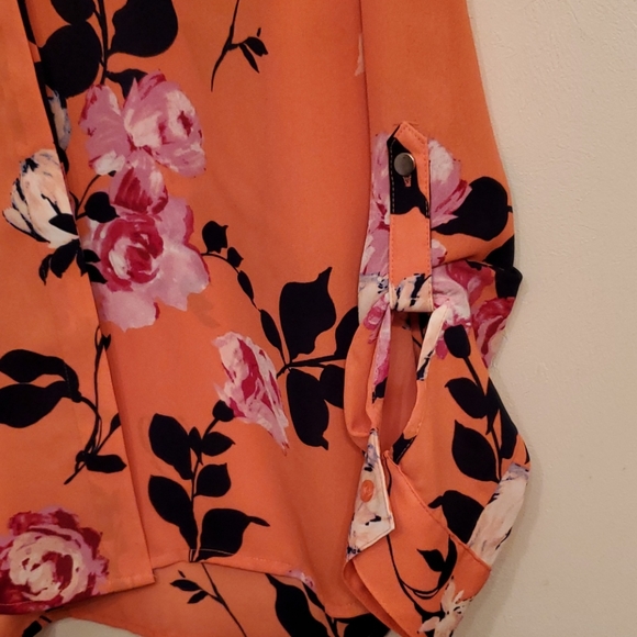 Floral blouse - Picture 3 of 3